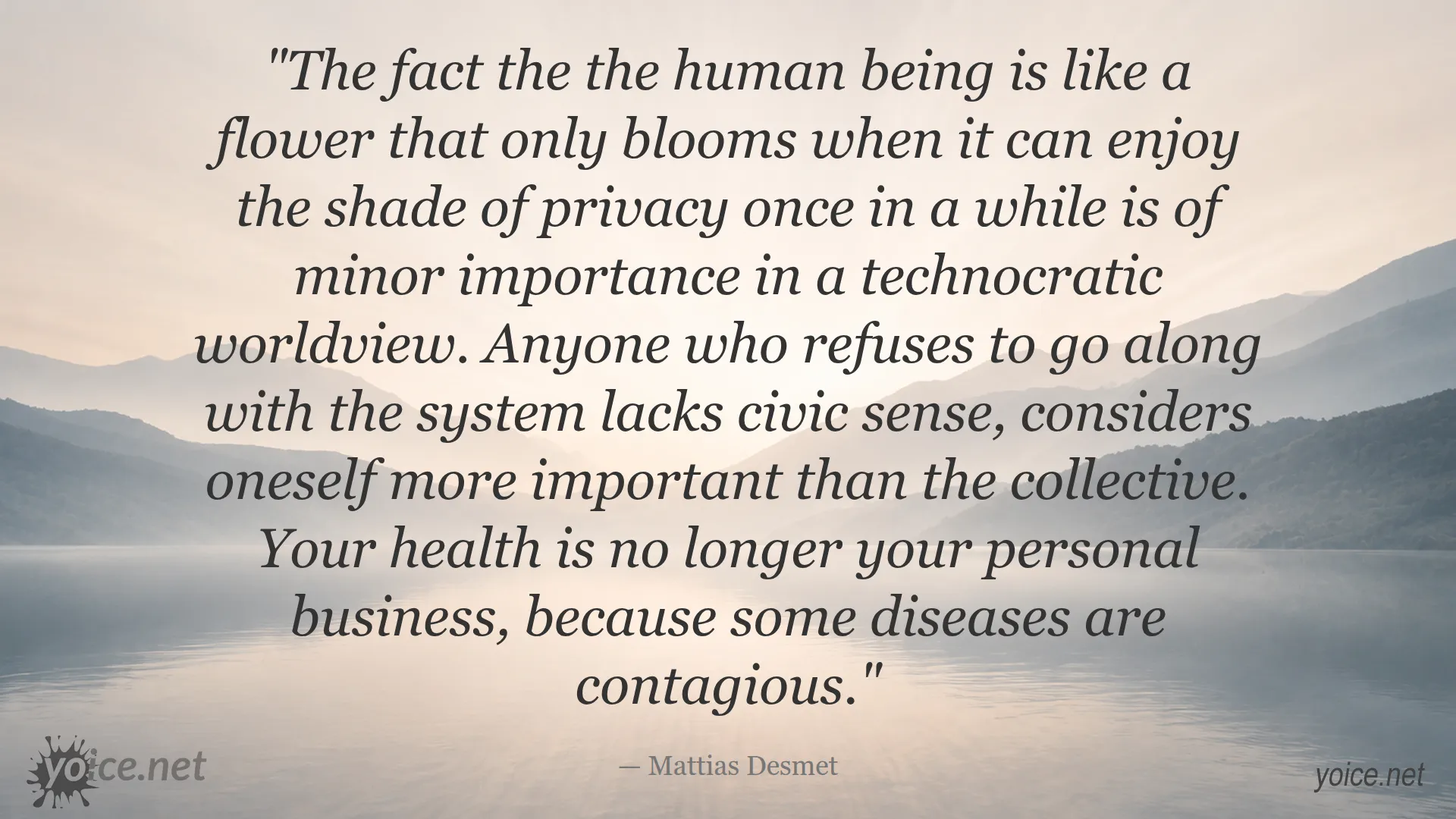 Quote about privacy and health by Mattias Desmet on a light background